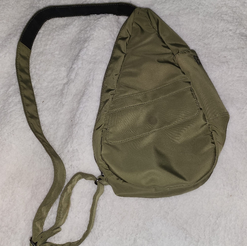 Healthy back bag, AmeriBag Inc